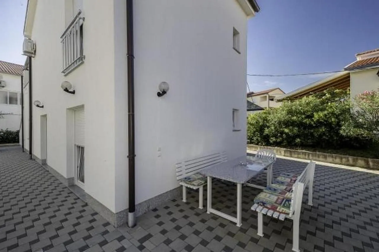 Apartments Stefica Lopar