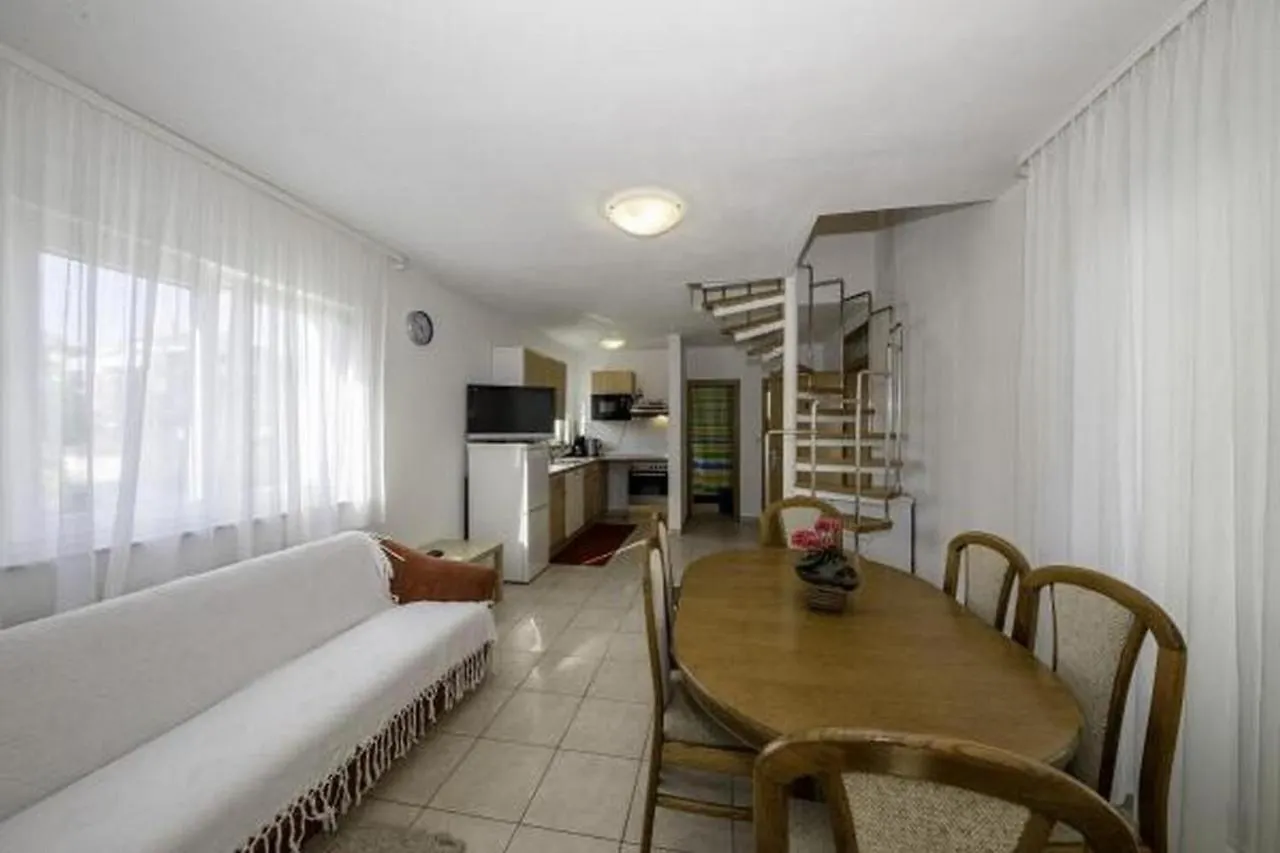 Apartments Stefica Lopar