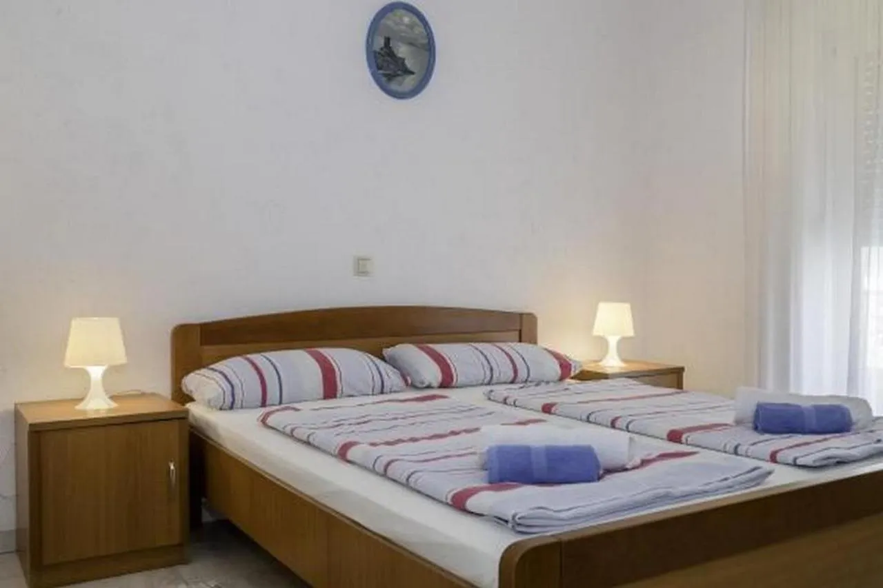 Apartments Stefica Lopar