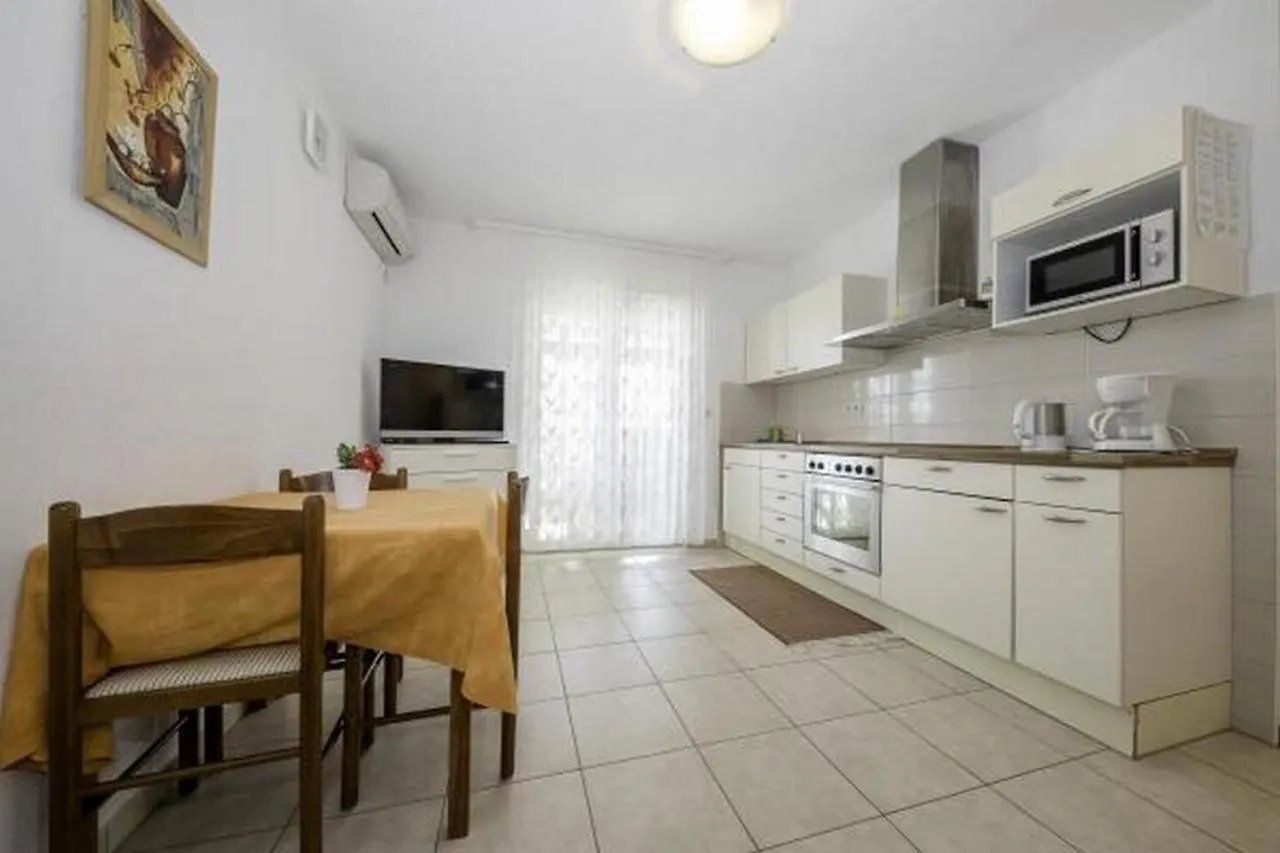 Apartments Stefica Lopar