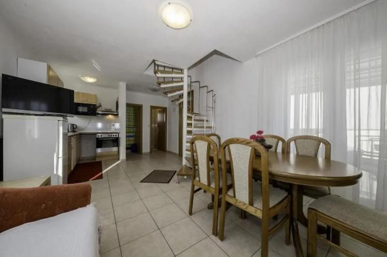 Apartments Stefica Lopar