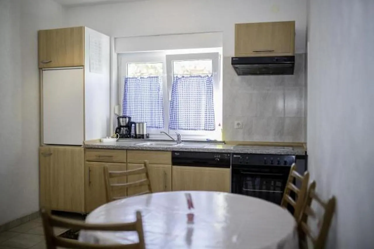 Apartments Stefica Lopar 0*,